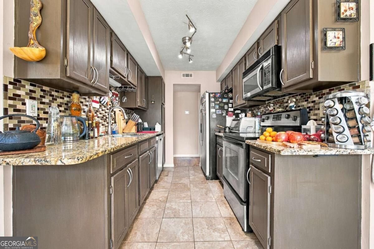 1208 Glenleaf Drive Peachtree Corners - Photo 20