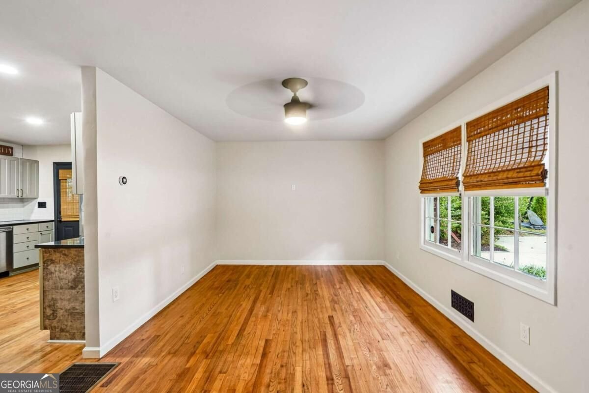 1110 Creekdale Drive Clarkston - Photo 11