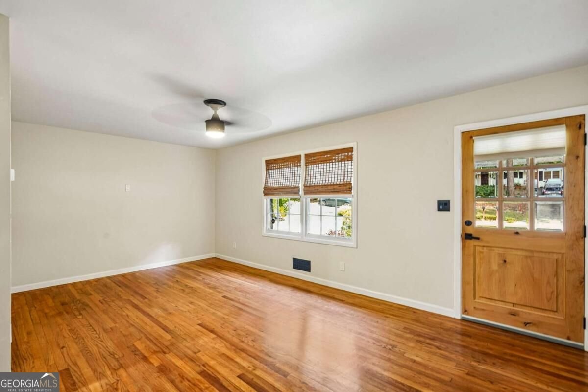 1110 Creekdale Drive Clarkston - Photo 12