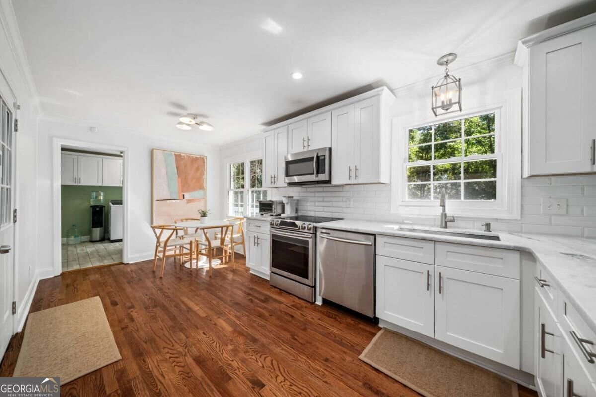 795 Spalding Drive Sandy Springs - Photo 11