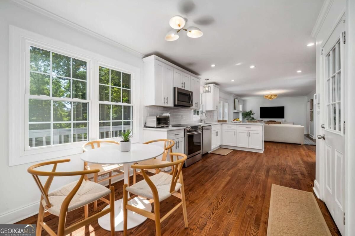 795 Spalding Drive Sandy Springs - Photo 12