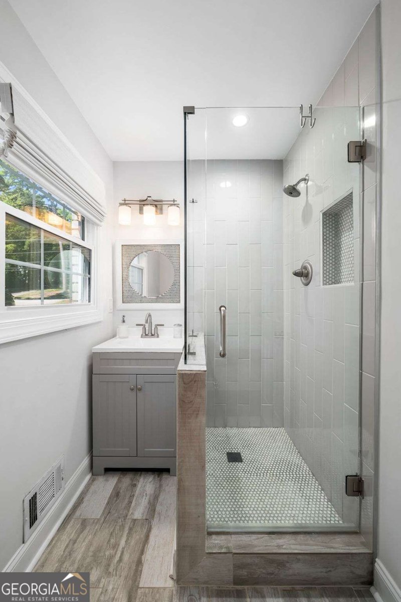 795 Spalding Drive Sandy Springs - Photo 24