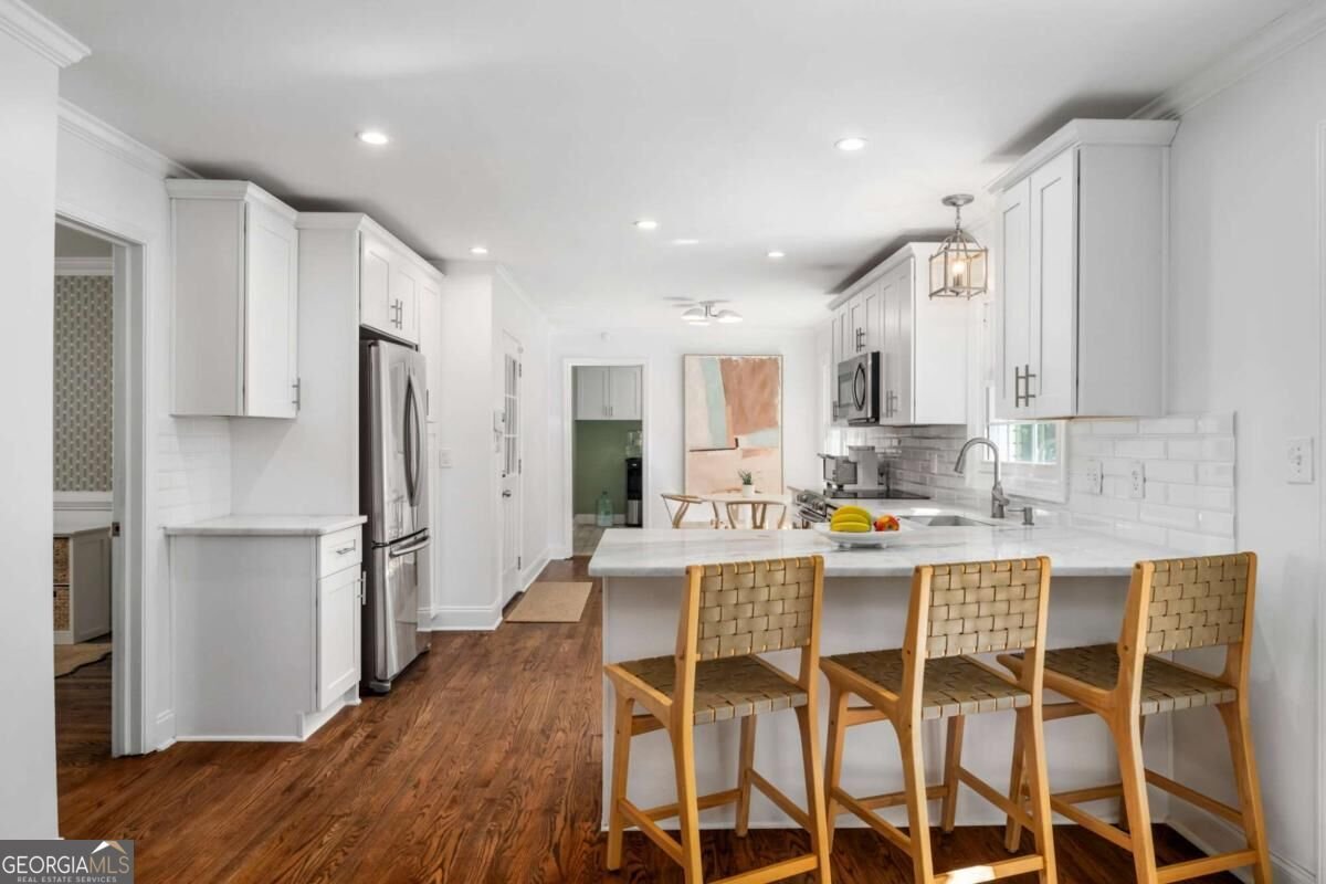 795 Spalding Drive Sandy Springs - Photo 8