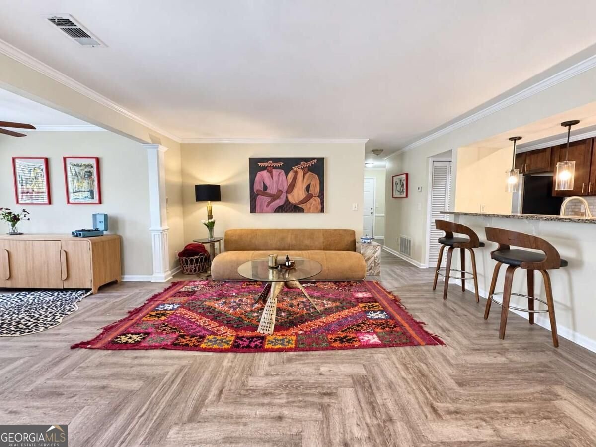 1538 Chantilly Drive Atlanta - main photo