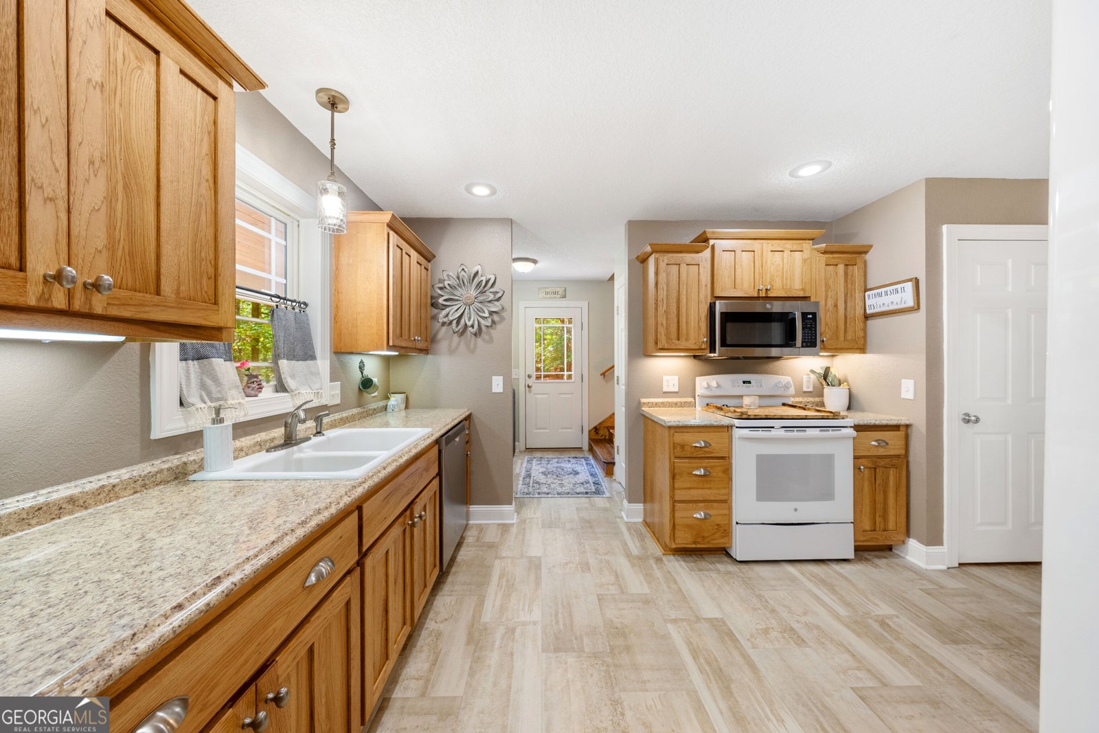 752 Spring Creek Drive Bowersville - Photo 17