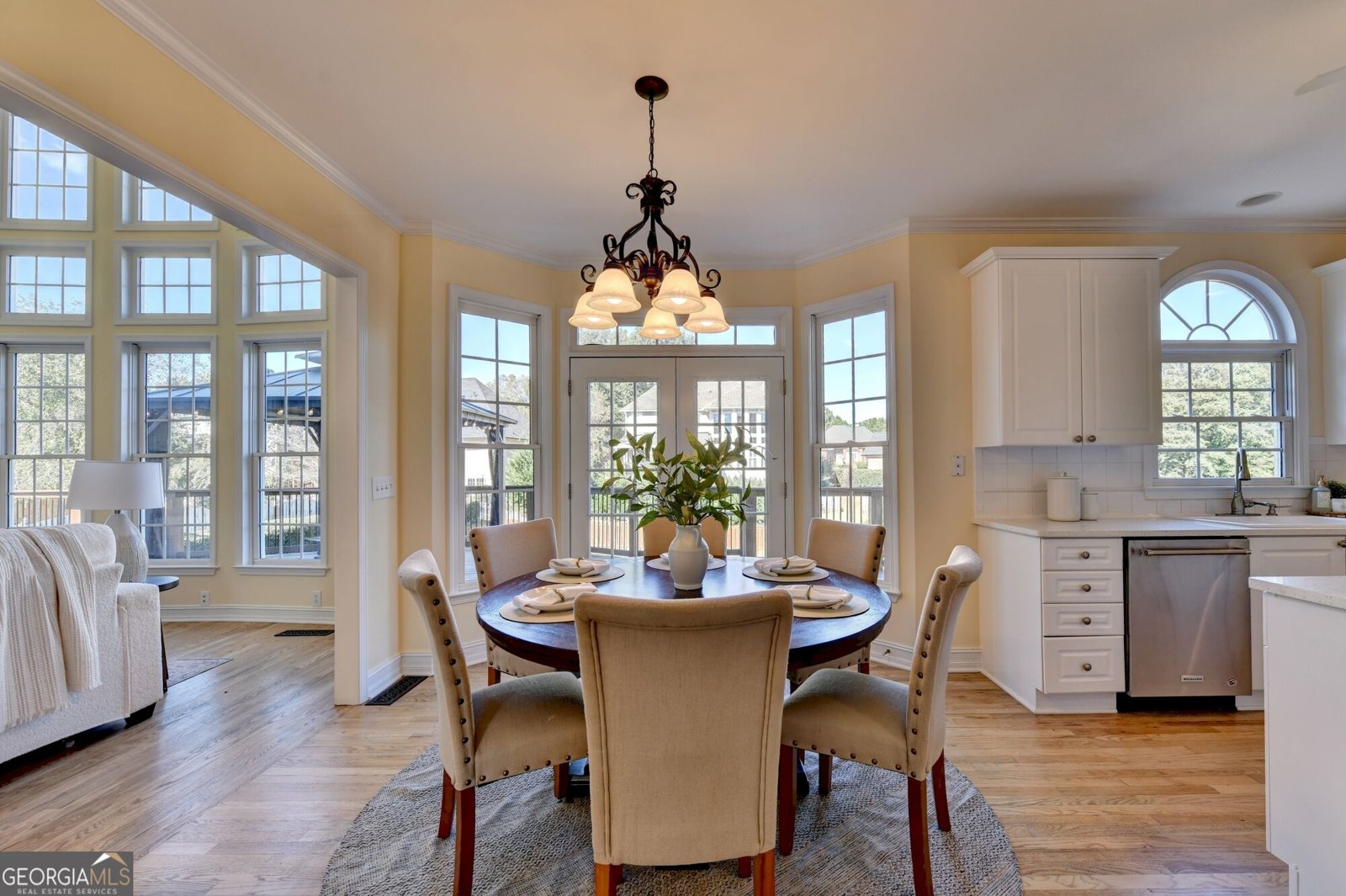 6895 Buckingham Circle Cumming - Photo 12