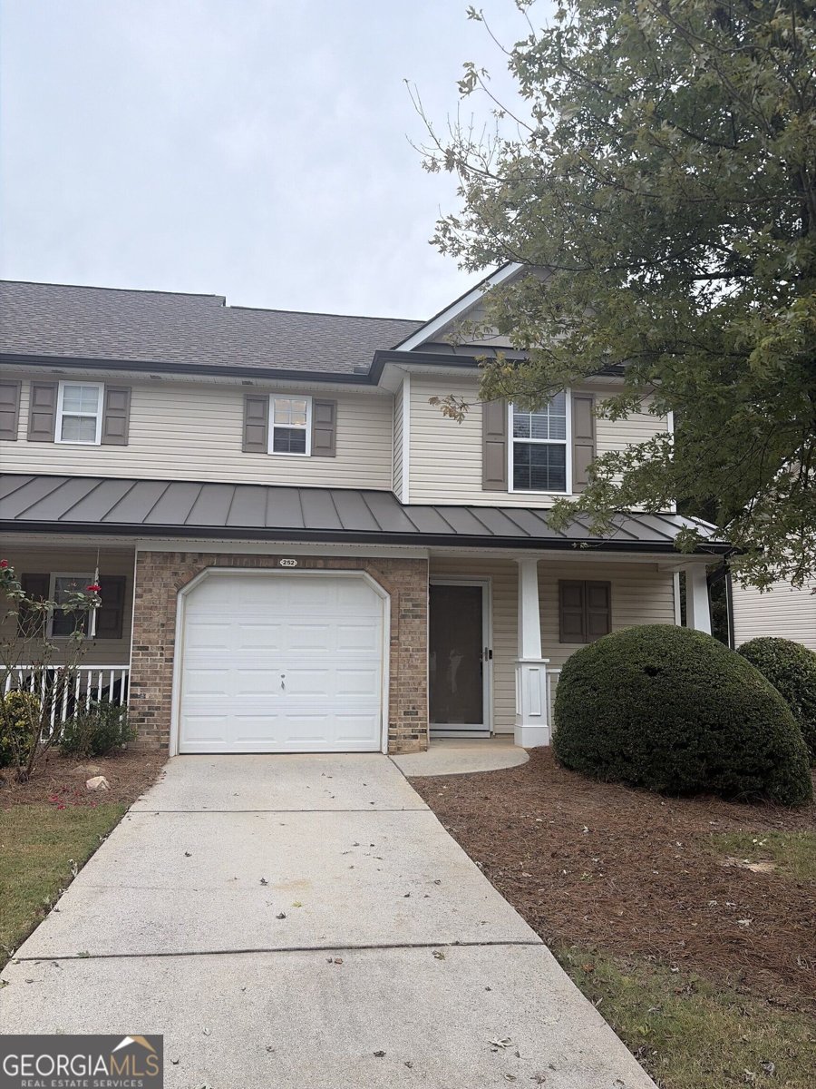 252 Darbys Crossing Court Hiram - main photo