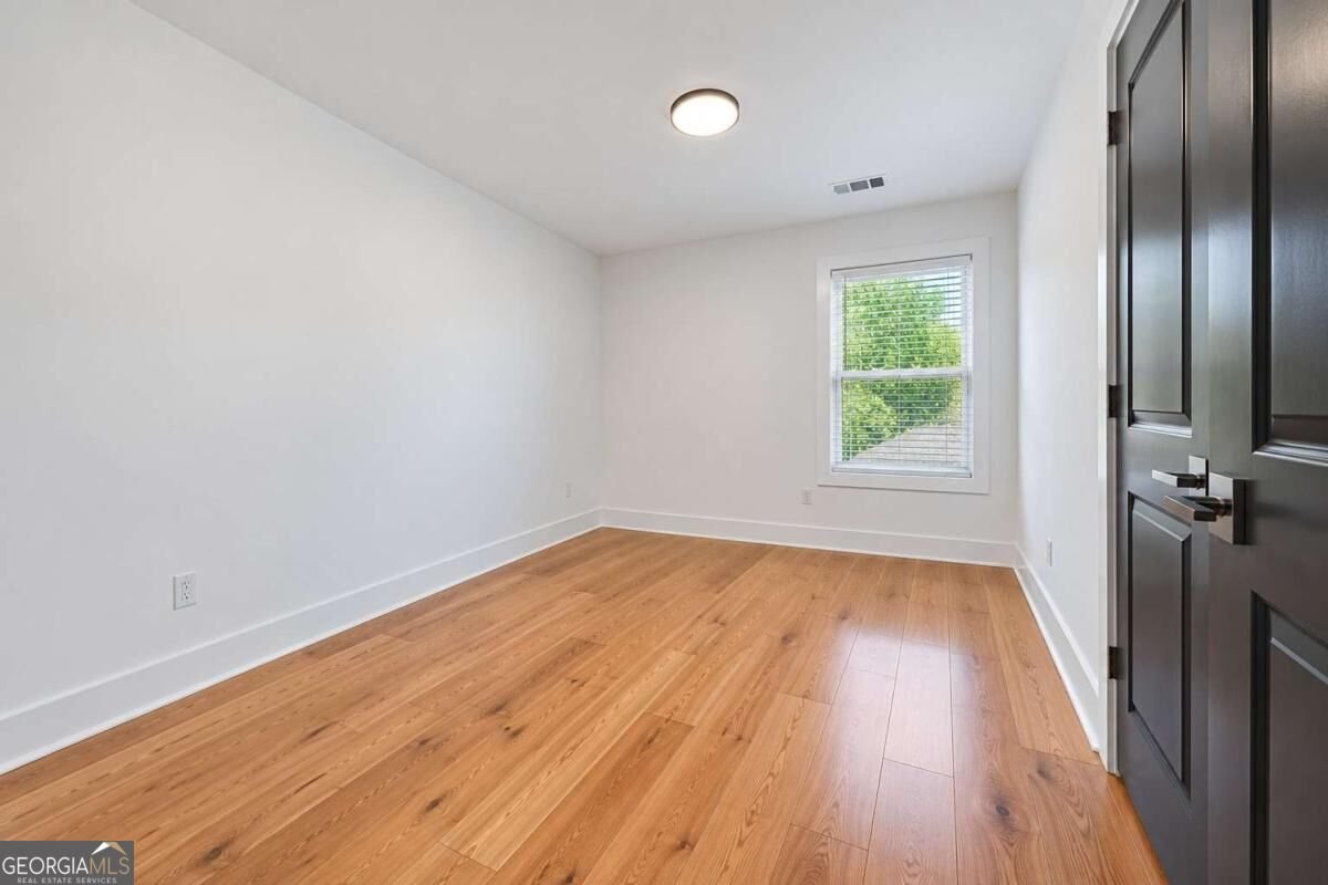 2193 Park Terrace College Park - Photo 32