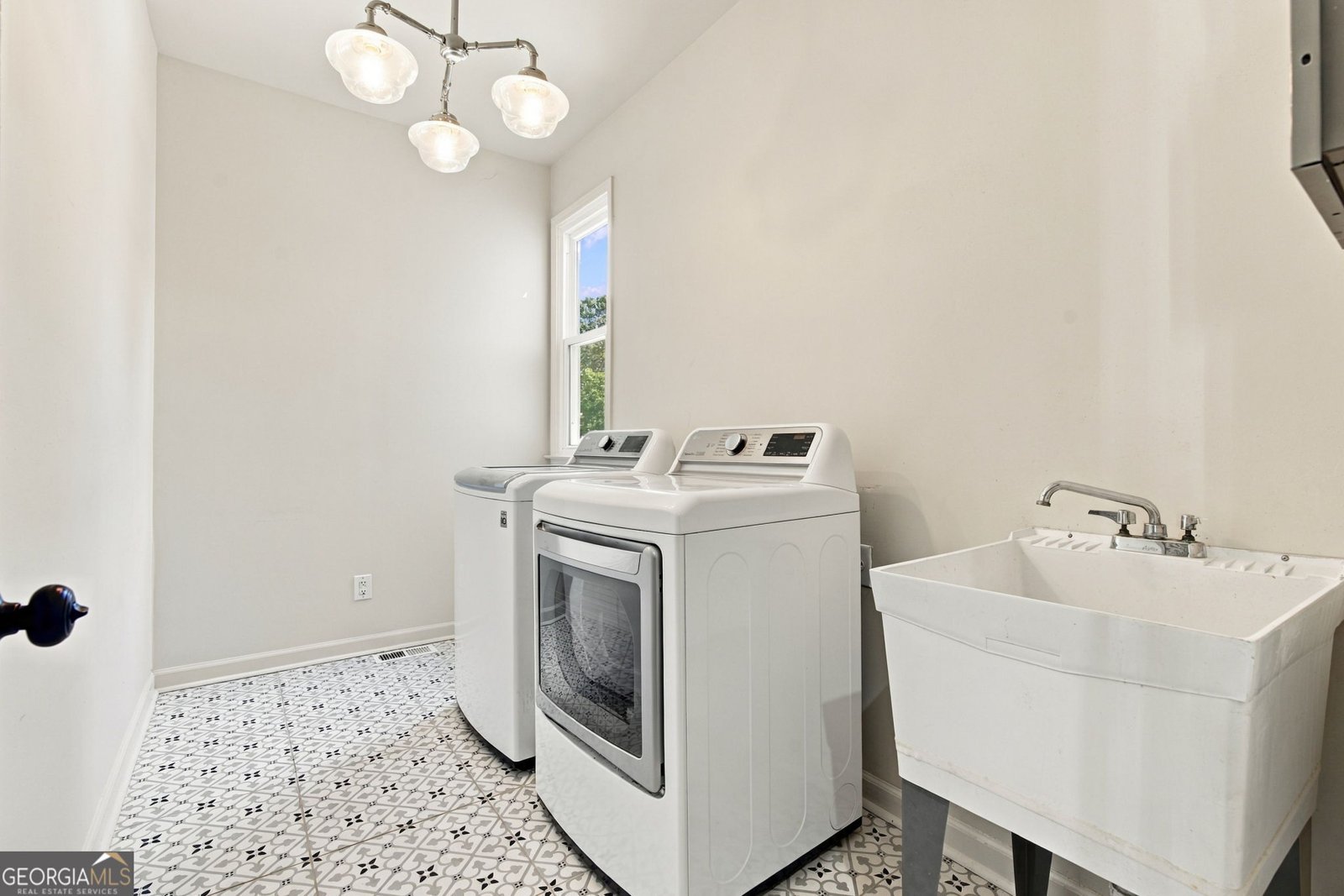 5925 Masters Club Drive Suwanee - Photo 37