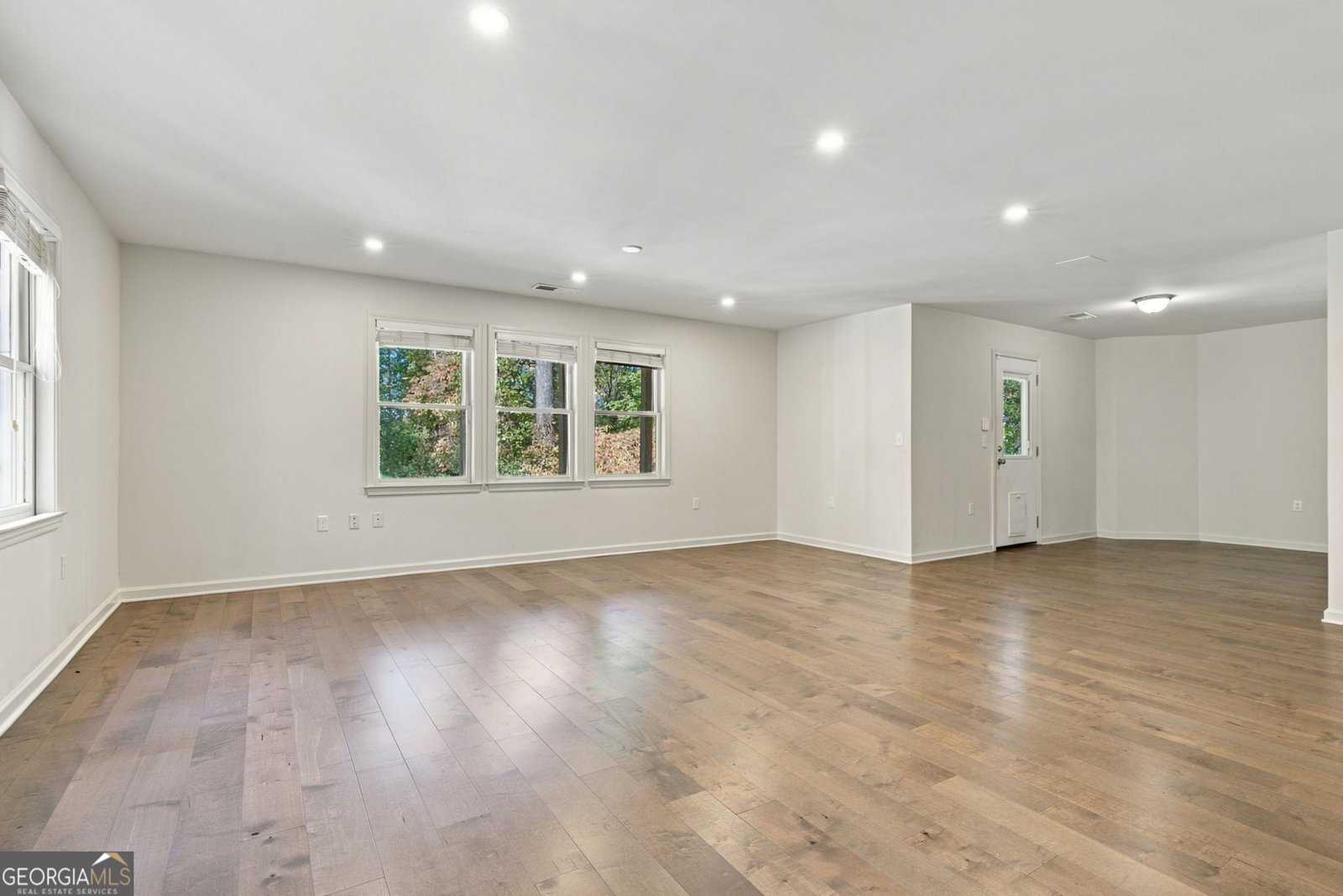 5925 Masters Club Drive Suwanee - Photo 57
