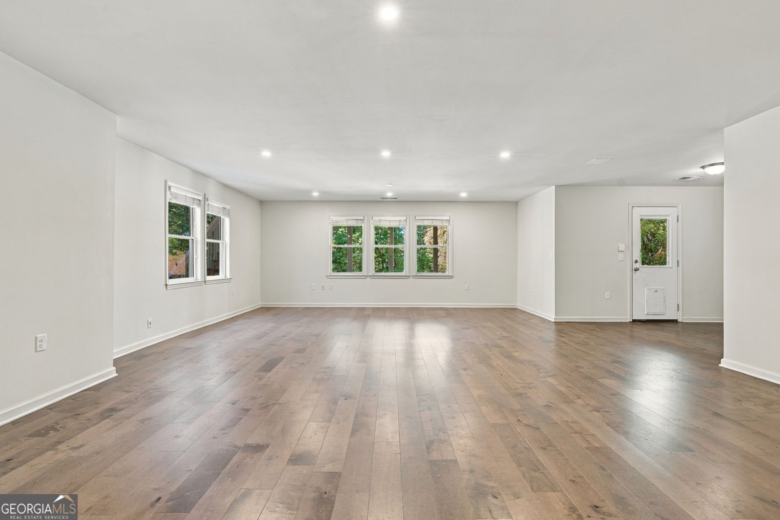 5925 Masters Club Drive Suwanee - Photo 58