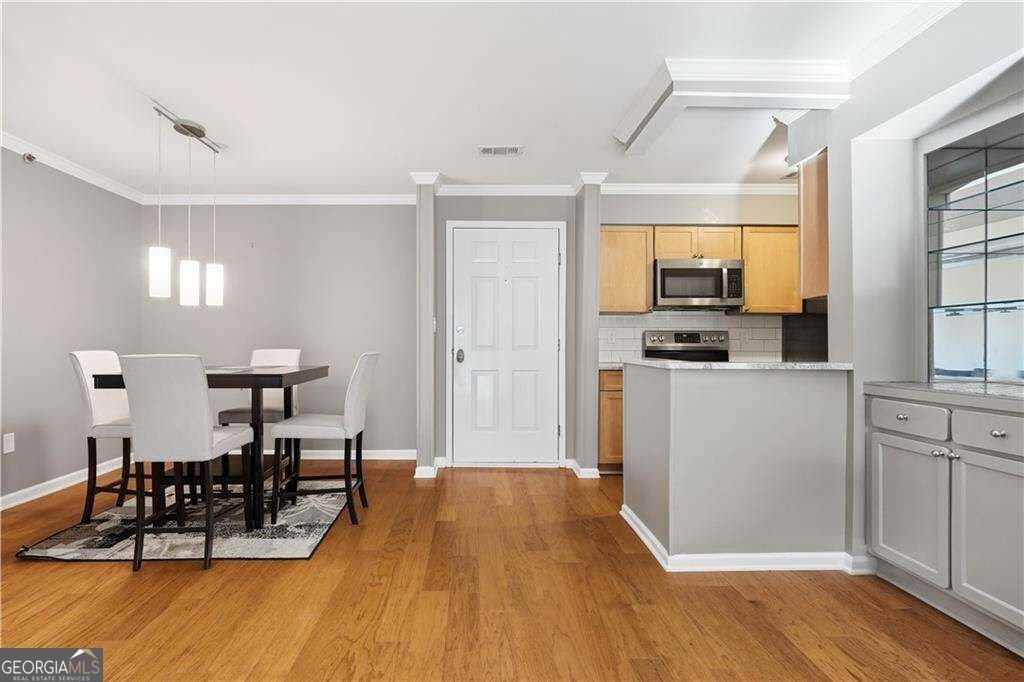 1418 Highland Bluff Drive Atlanta - Photo 11