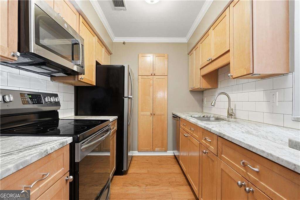 1418 Highland Bluff Drive Atlanta - Photo 15