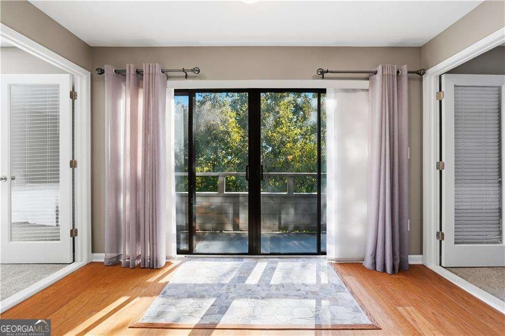 1418 Highland Bluff Drive Atlanta - Photo 9