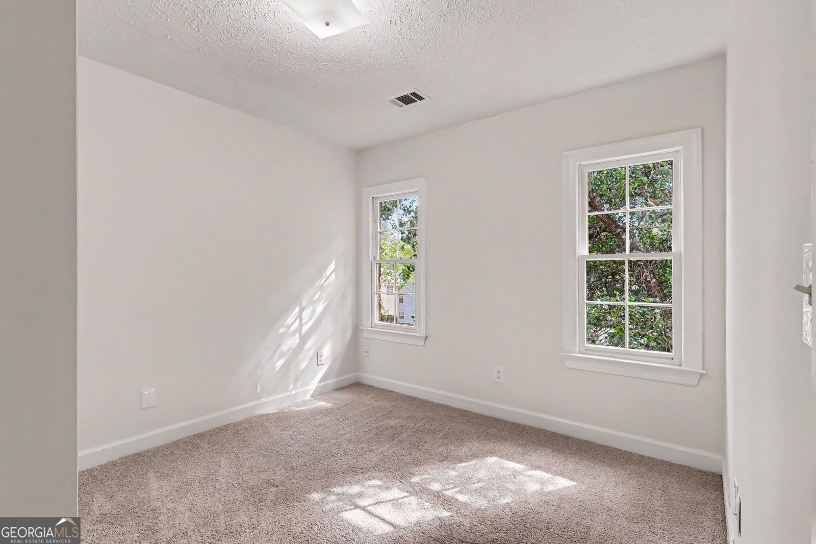 6391 Phillips Place Lithonia - Photo 11