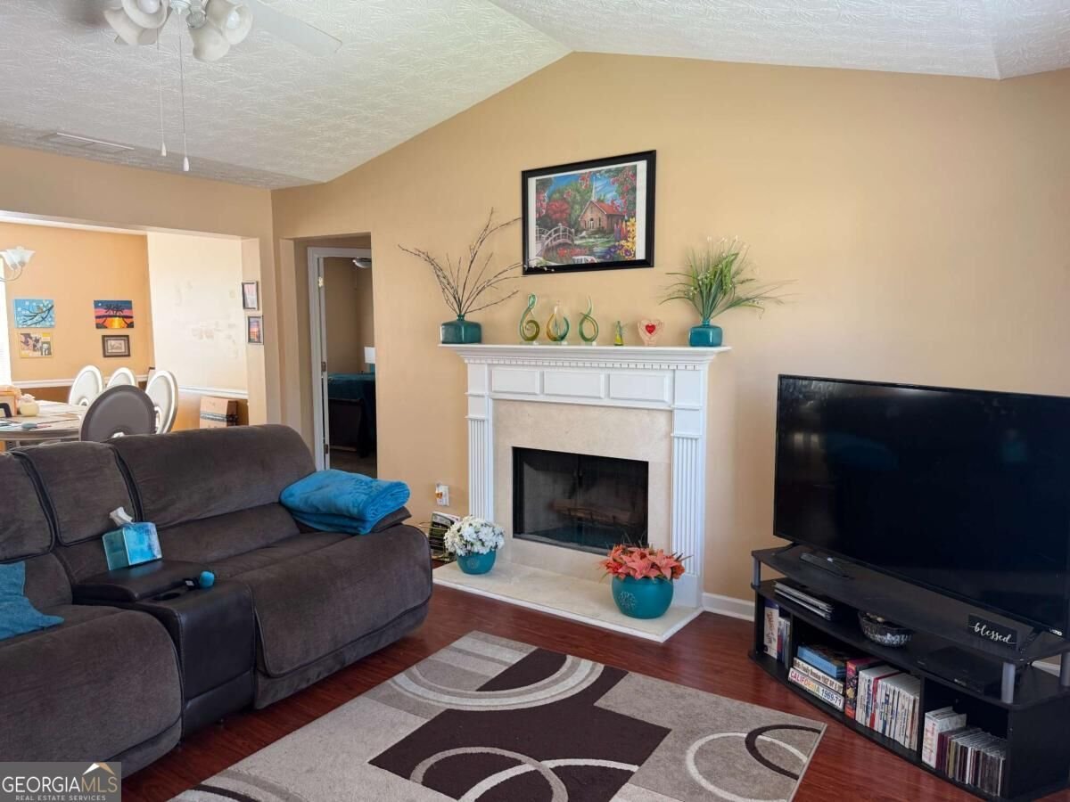 35 Pembroke Place Covington - Photo 8