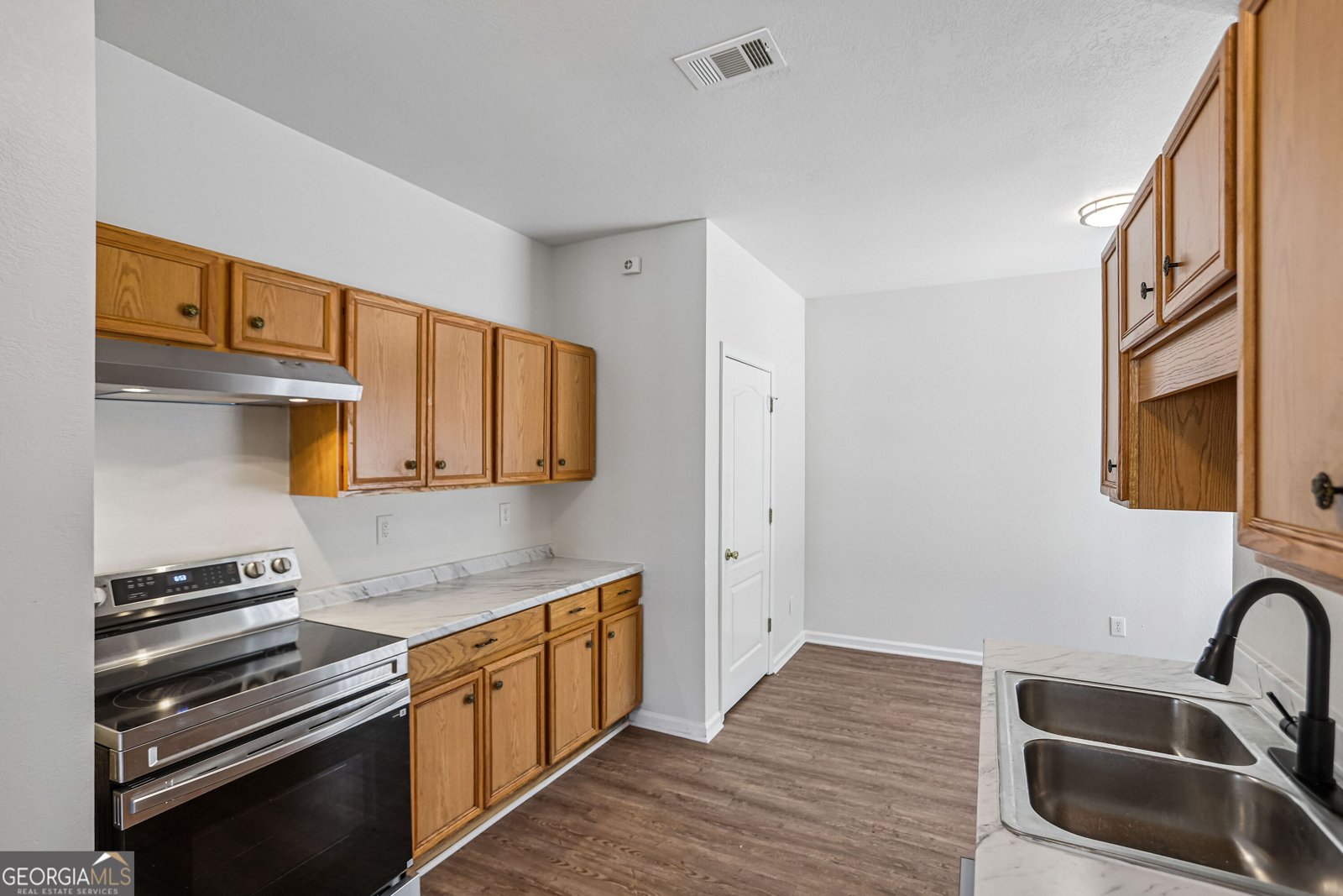 387 Apple Blossom Way Macon - Photo 6