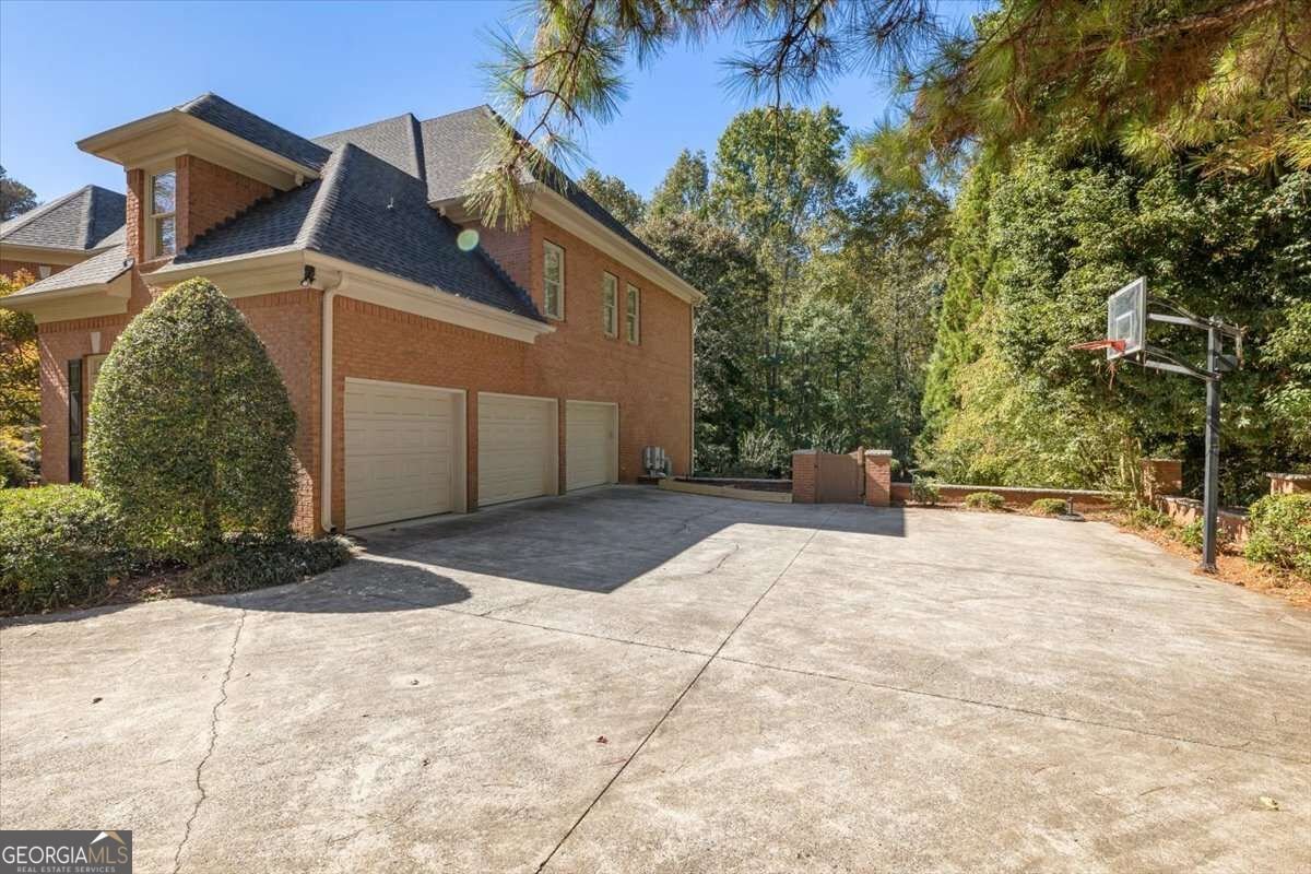 6070 Greatwood Terrace Alpharetta - Photo 12