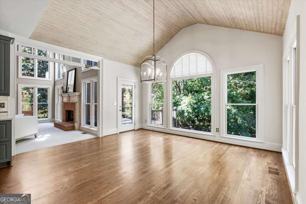 6070 Greatwood Terrace Alpharetta - Photo 18