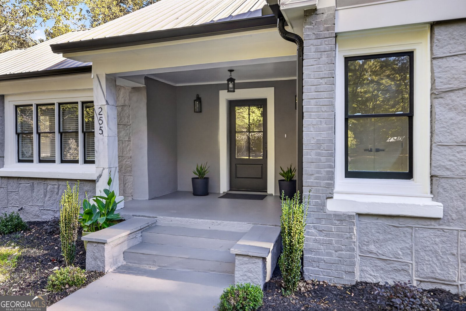 255 Woodlawn Avenue Winder - Photo 8