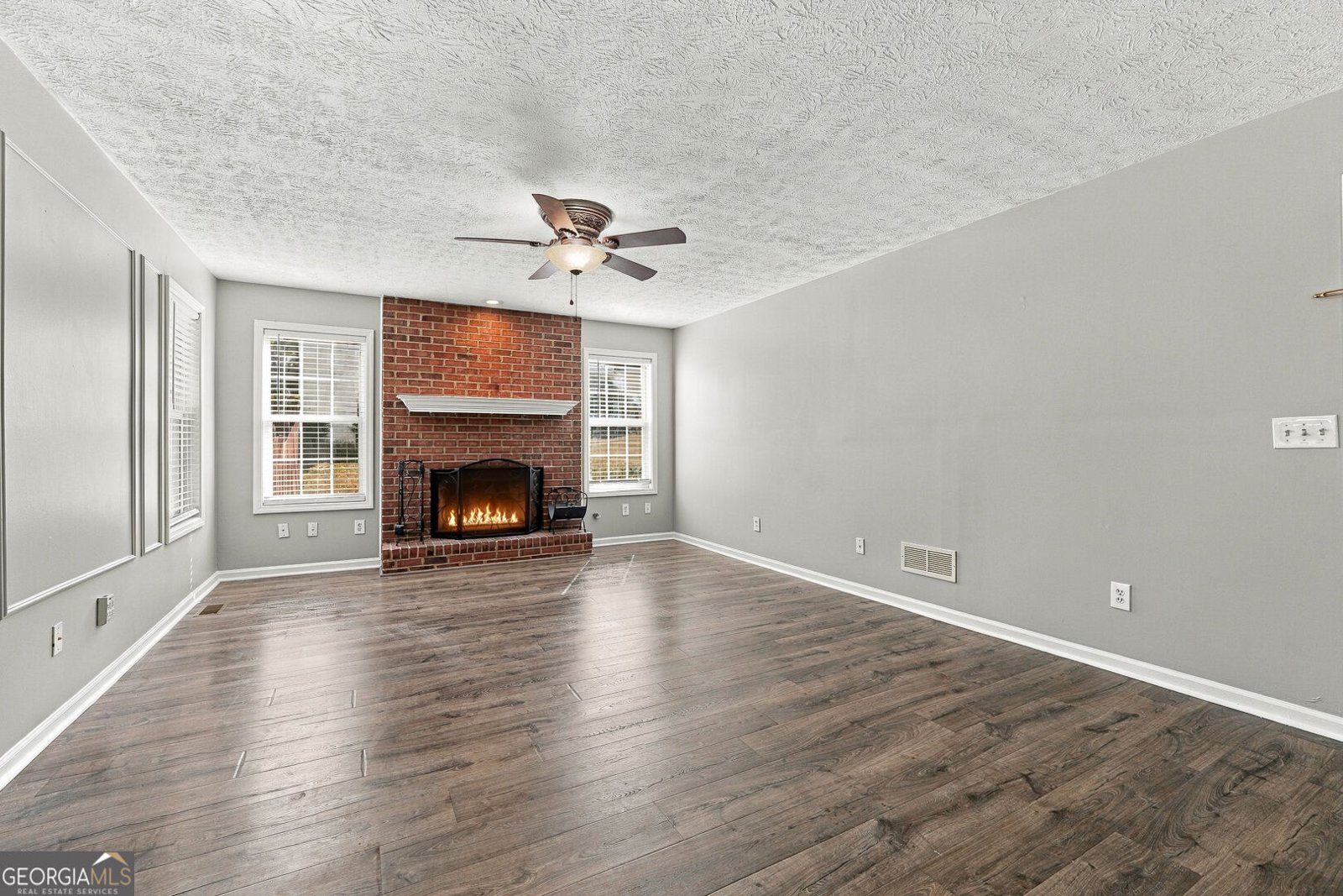 1560 Summit Pond Circle Loganville - Photo 16