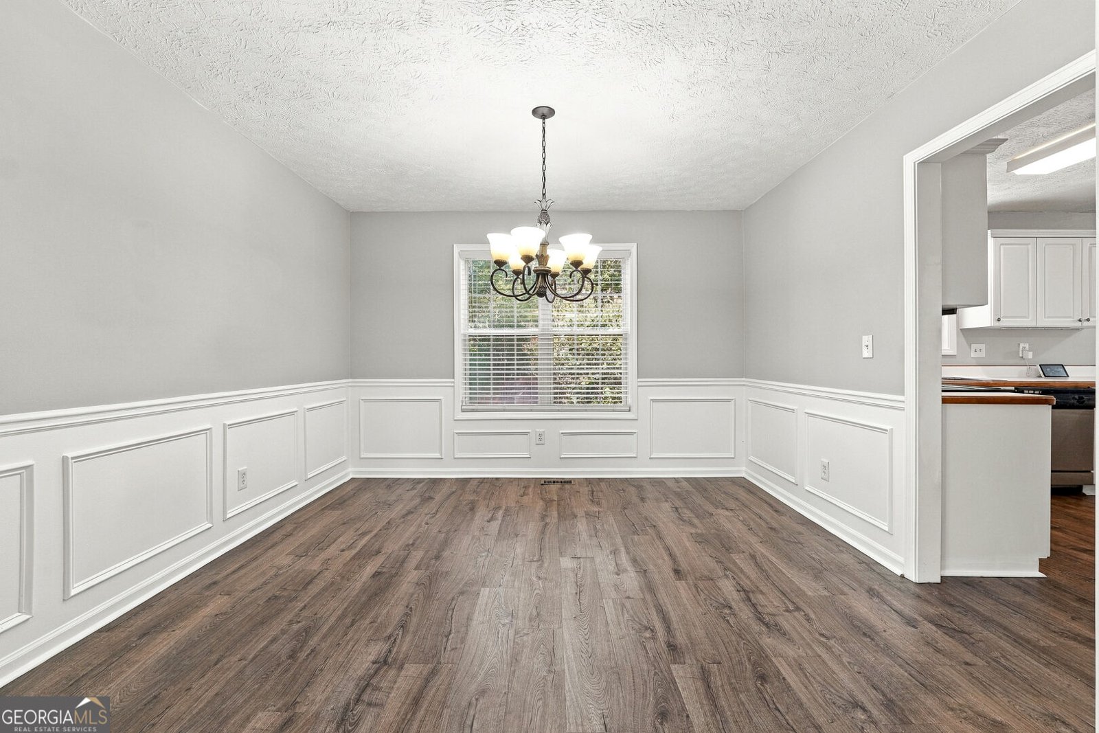 1560 Summit Pond Circle Loganville - Photo 9