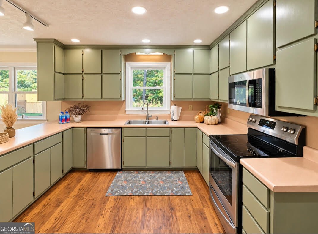 100 Belair Lane Stockbridge - Photo 12
