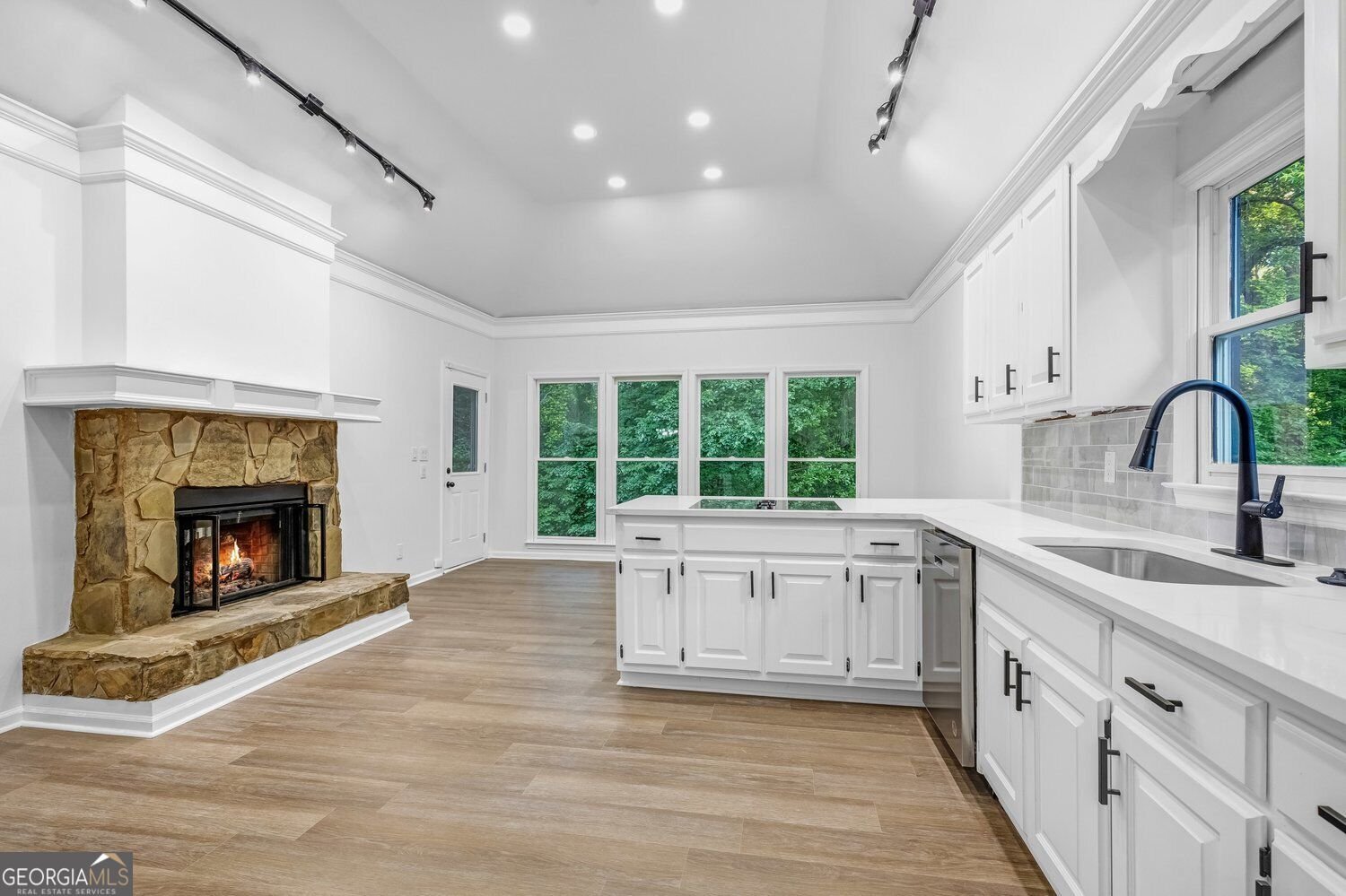 1190 St Ives Court Suwanee - Photo 11