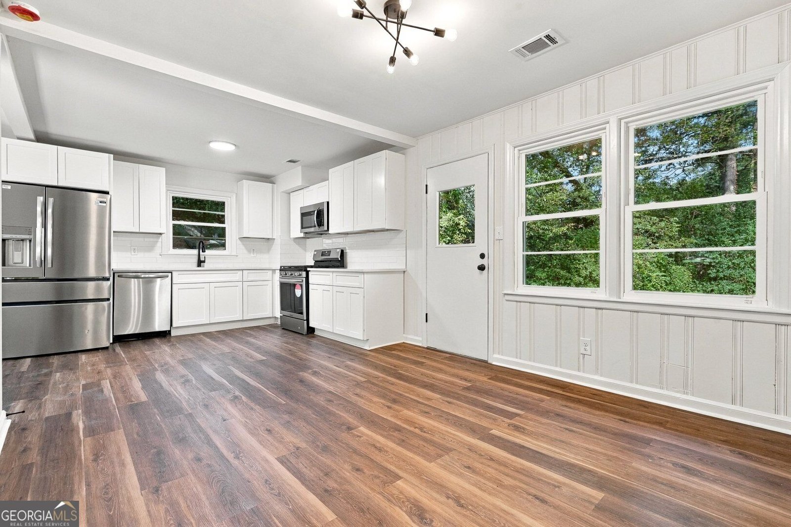 1897 Calloway Drive Atlanta - Photo 8