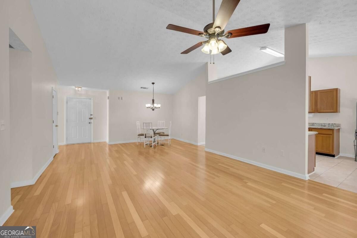 1040 Meadow Walk Avenue Lawrenceville - Photo 7