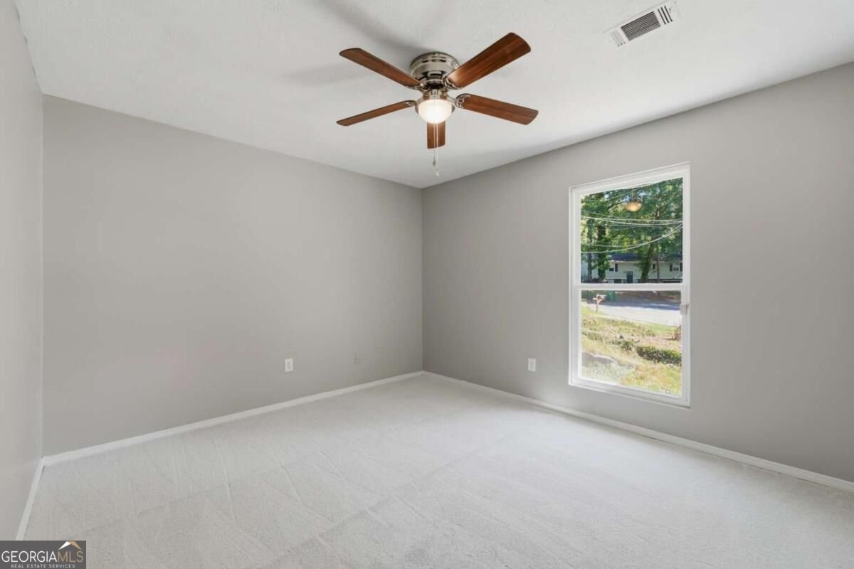 657 Nelby Court Stone Mountain - Photo 12
