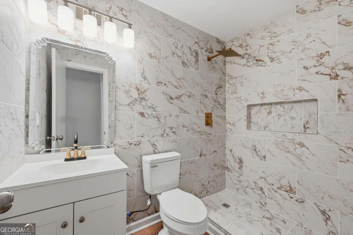 657 Nelby Court Stone Mountain - Photo 18