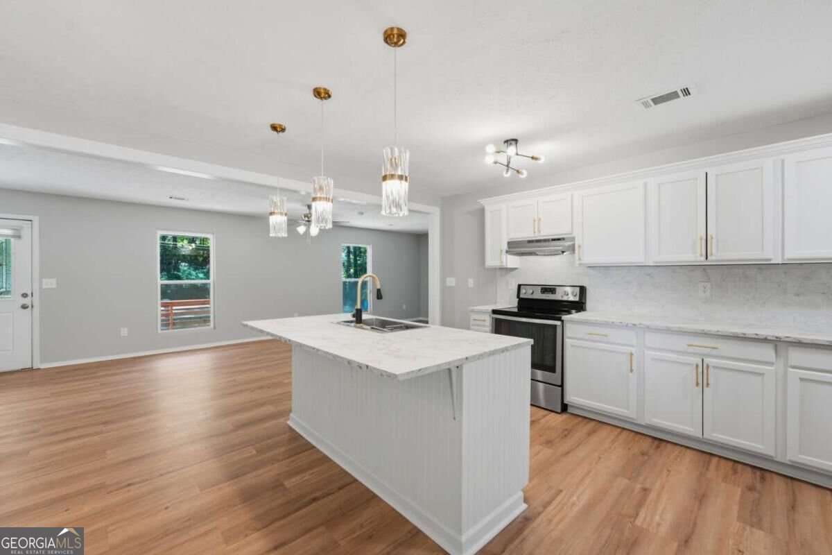 657 Nelby Court Stone Mountain - Photo 6