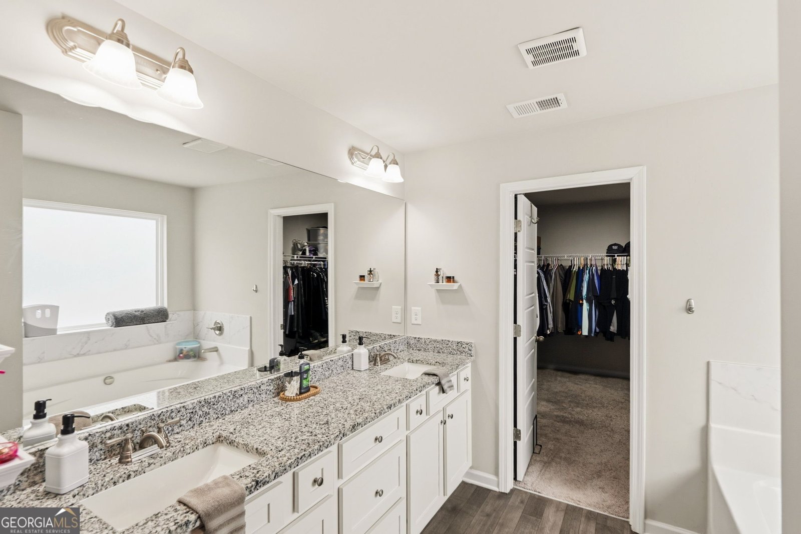 215 Sanders Road Macon - Photo 26