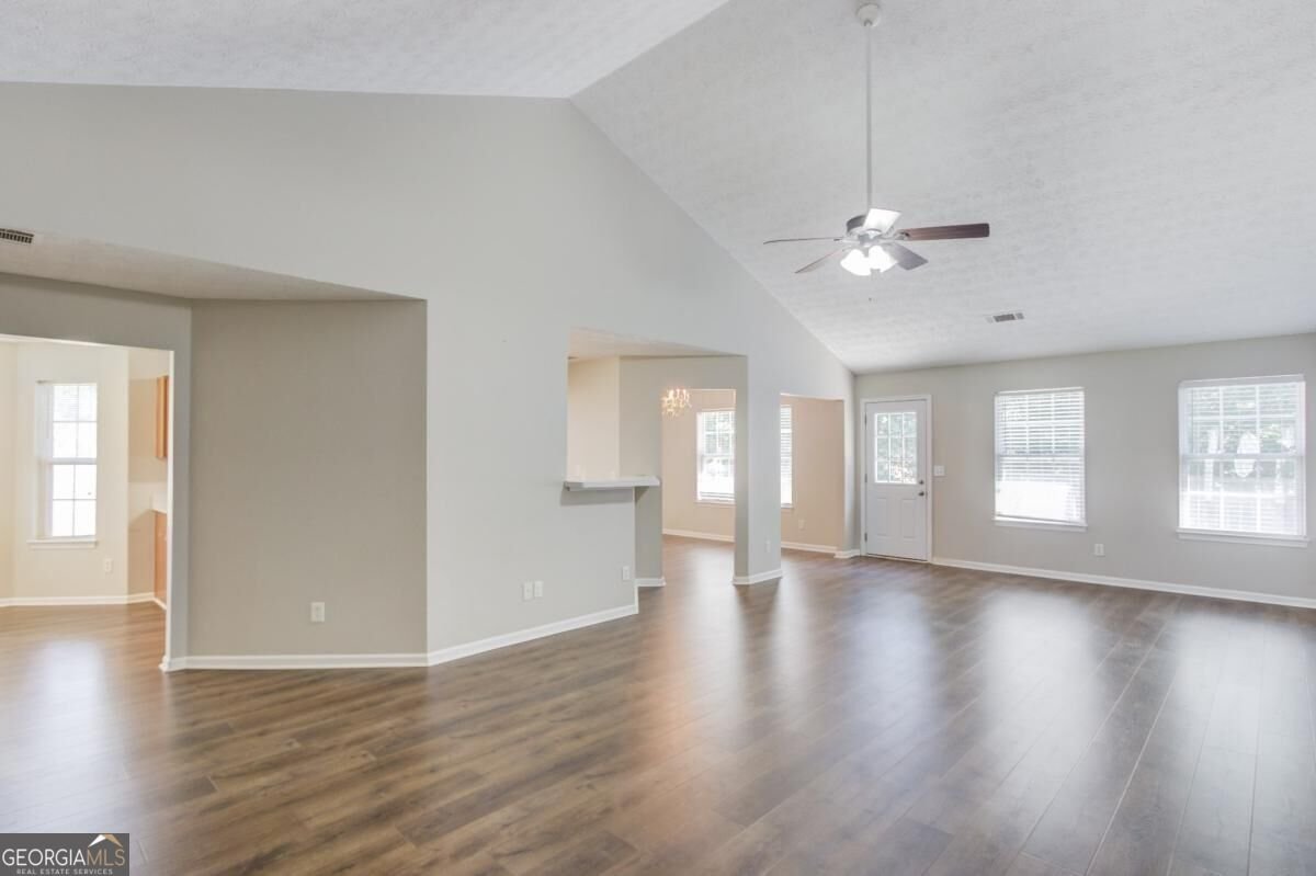 422 Regan Drive Winder - Photo 7