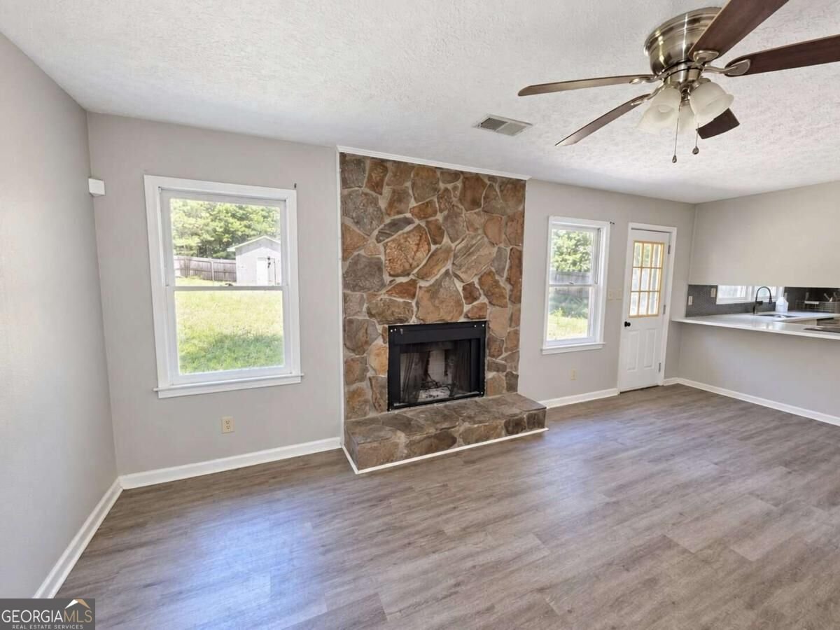 6050 Dorsett Shoals Road Douglasville - Photo 10