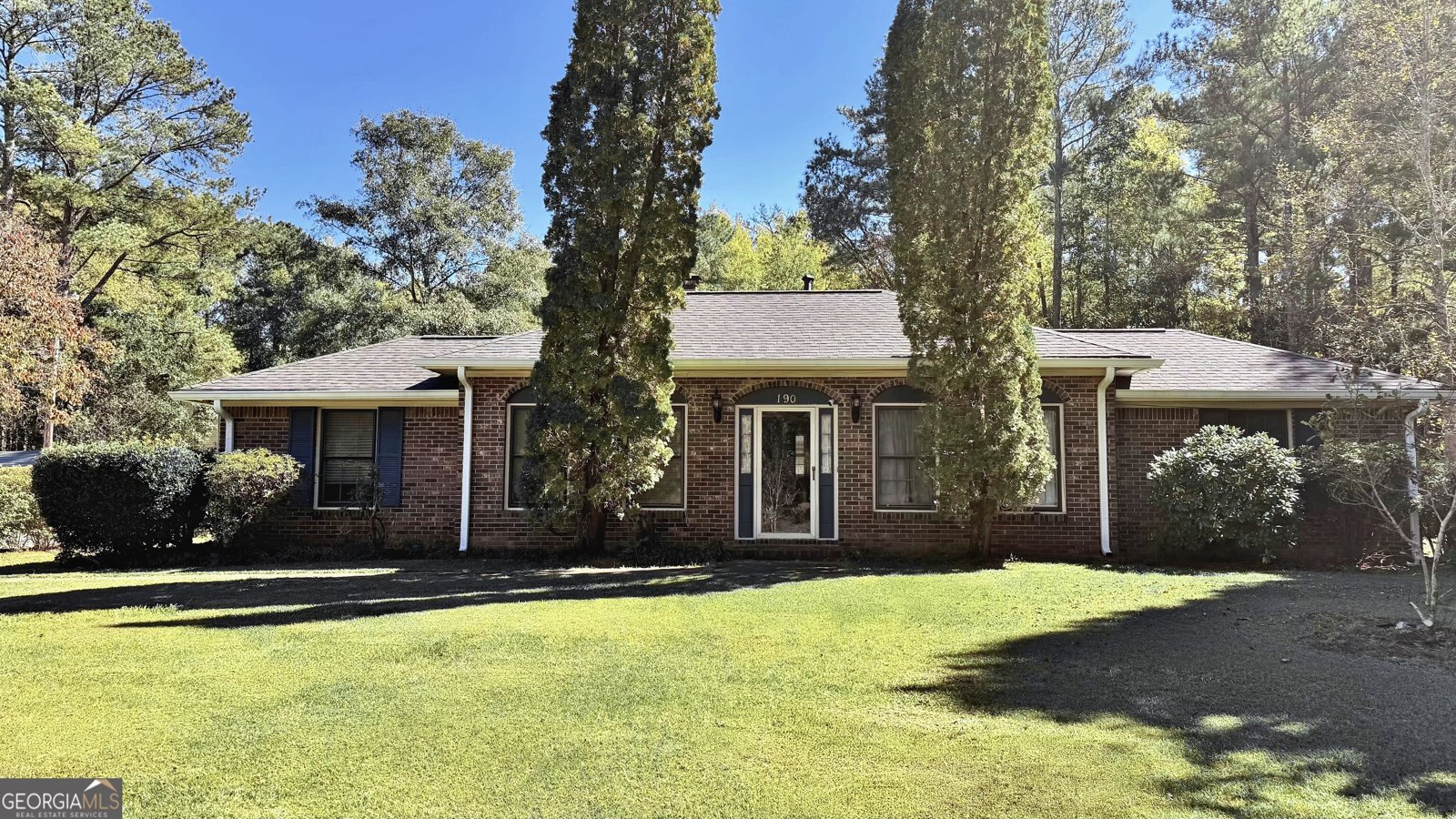 190 Hickory Road Fayetteville - main photo