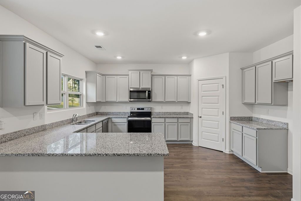 1736 Middle Brook Drive Conyers - Photo 11