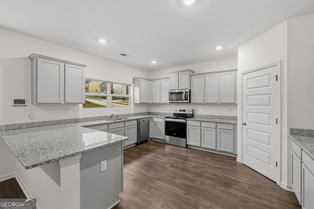 1736 Middle Brook Drive Conyers - Photo 12