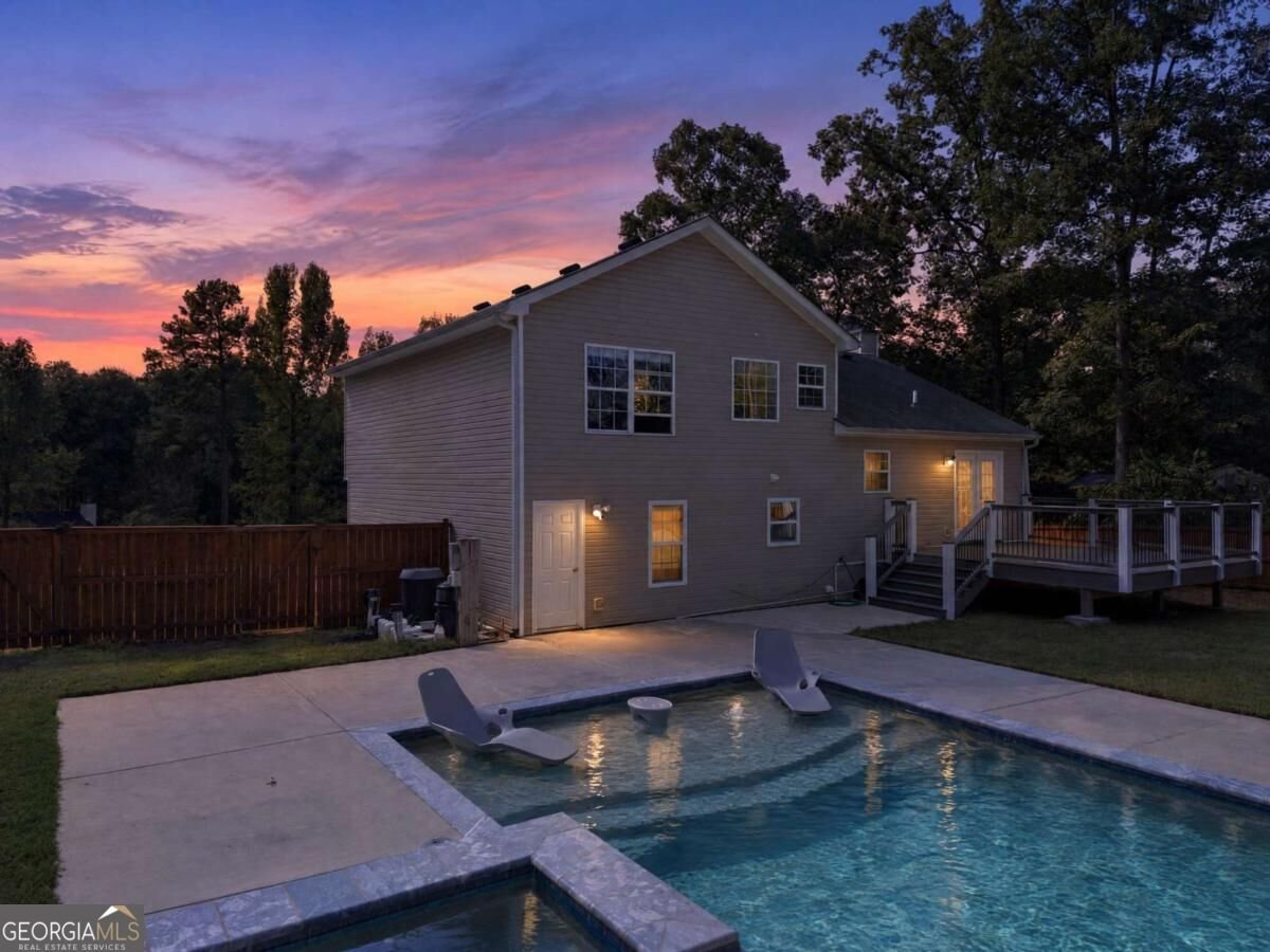 2032 Emerald Pointe Drive Winder - main photo