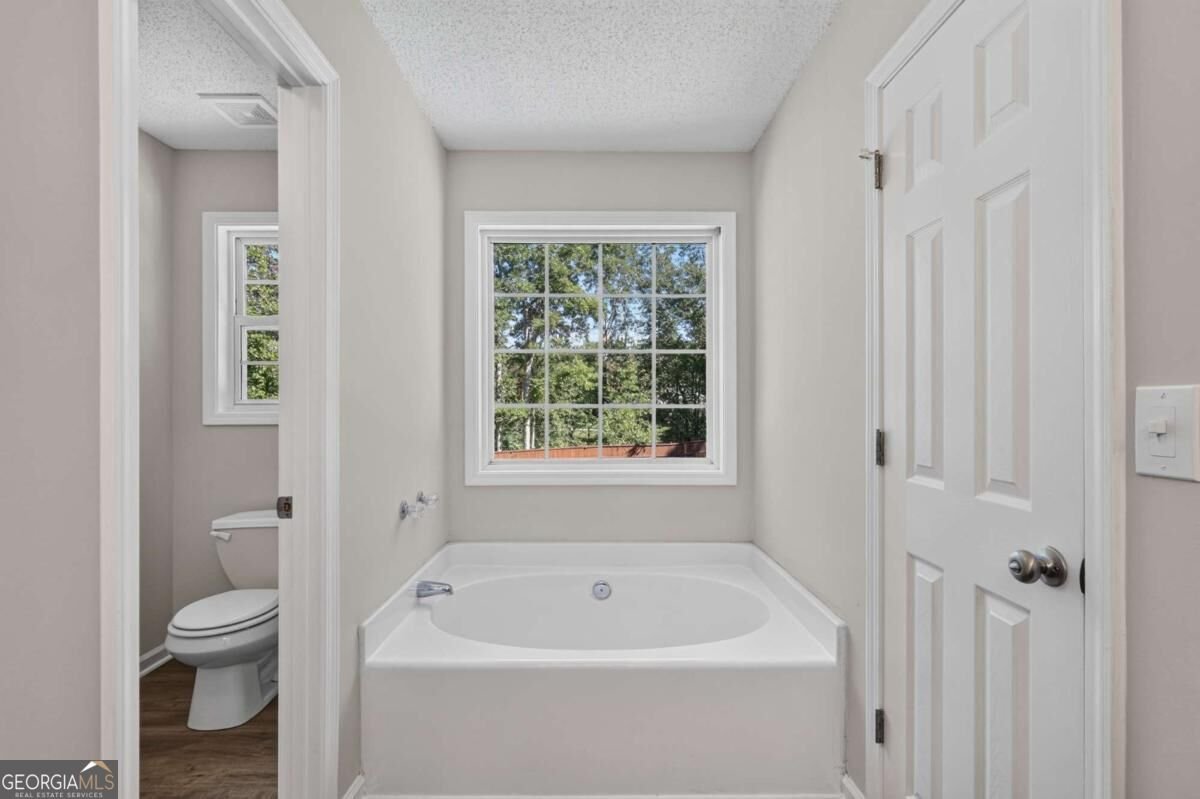 2032 Emerald Pointe Drive Winder - Photo 12