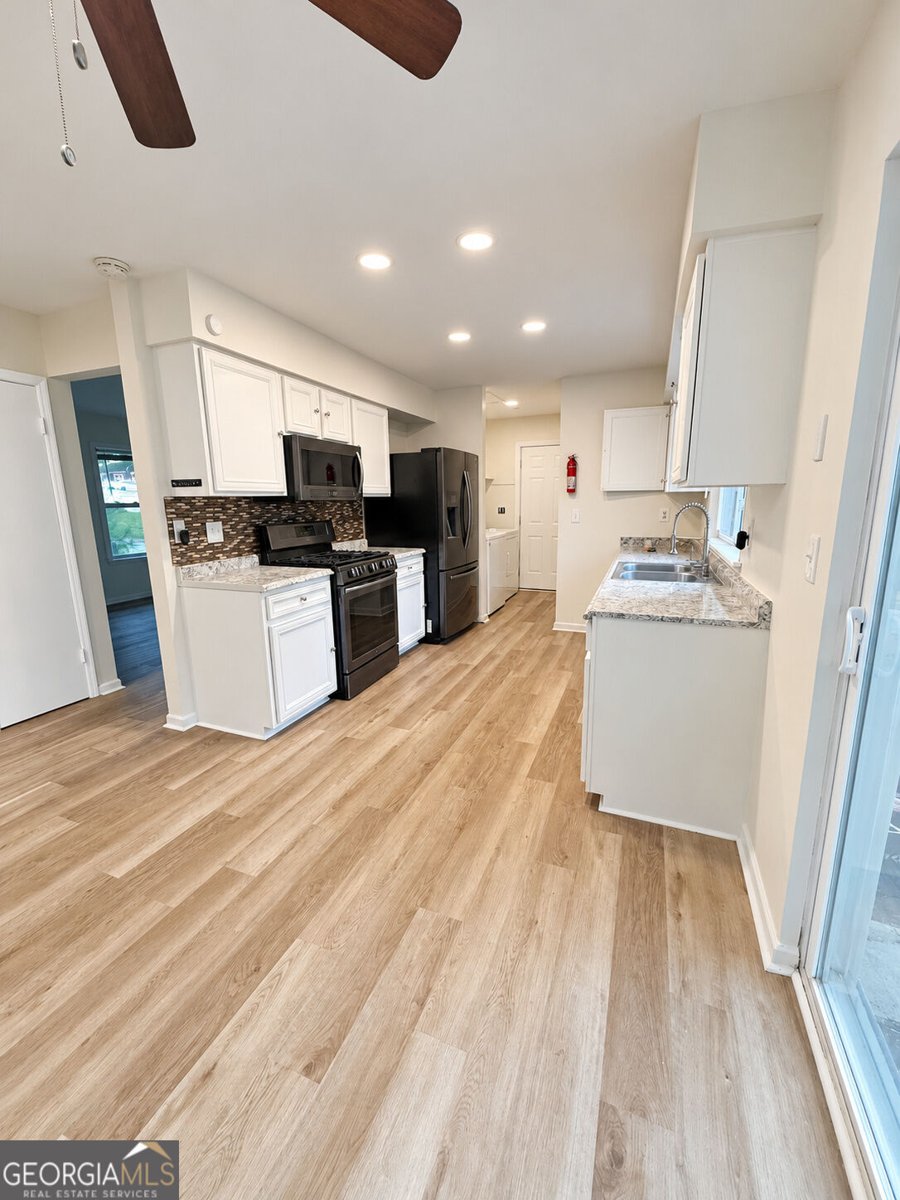 158 Ashwood Court Riverdale - Photo 6