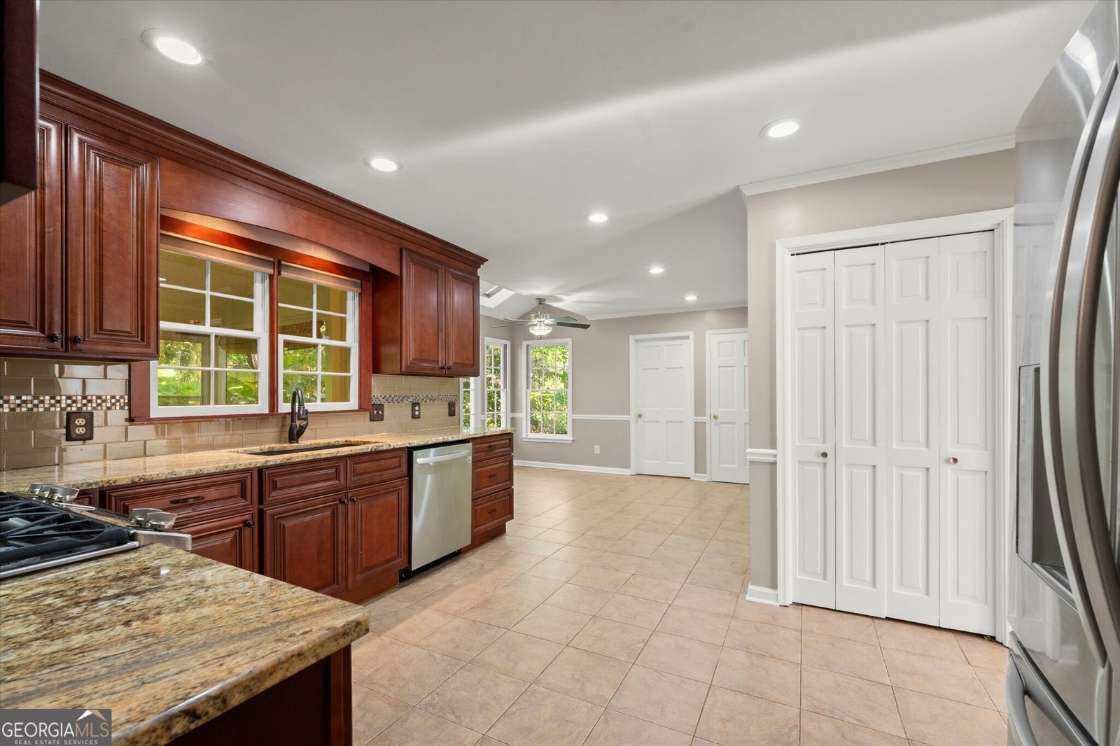 4139 Bellflower Court Roswell - Photo 18