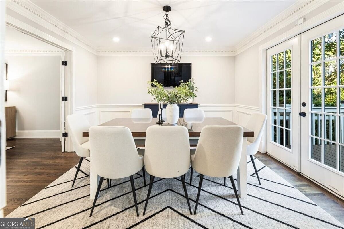 235 Landfall Road Sandy Springs - Photo 10