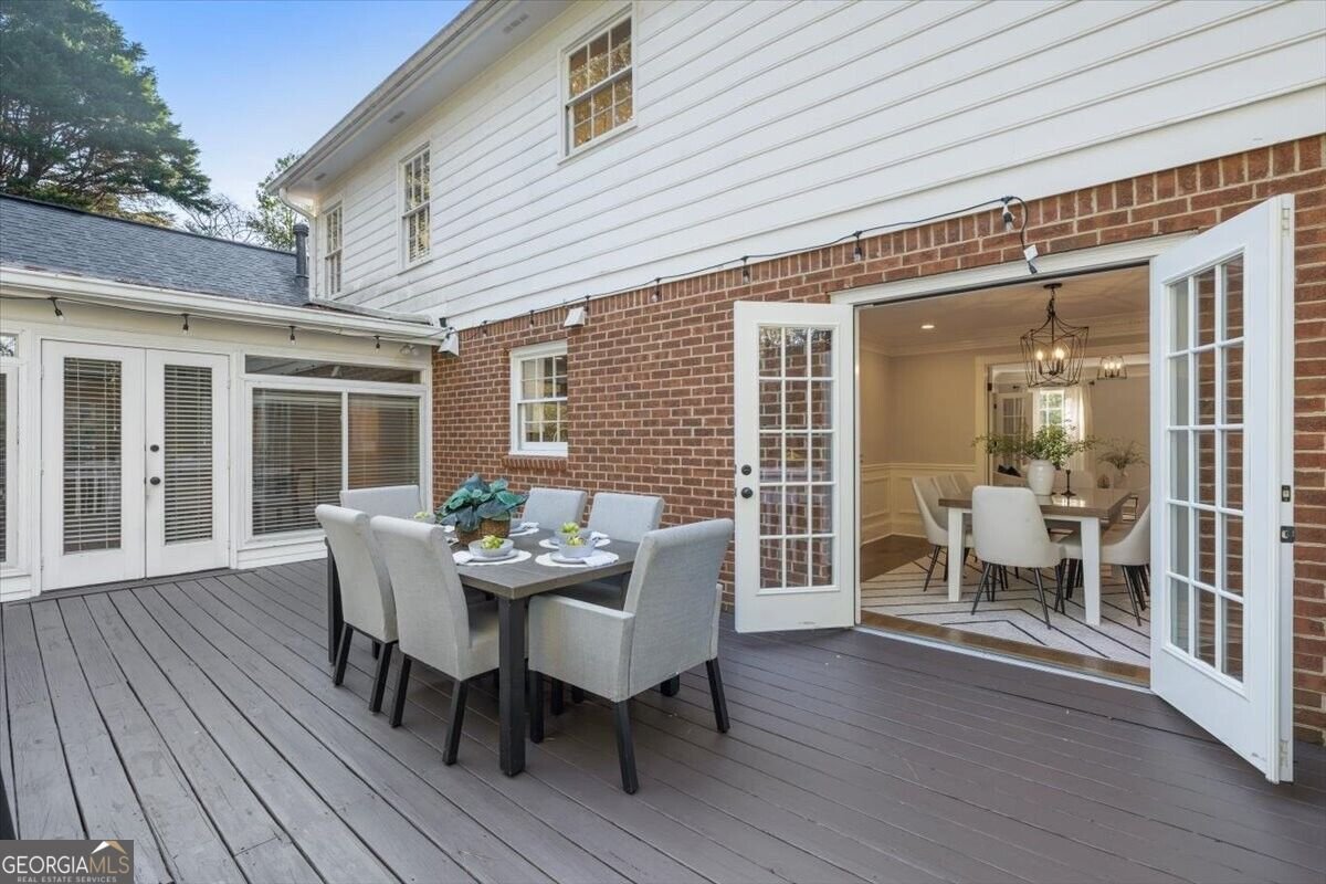 235 Landfall Road Sandy Springs - Photo 12
