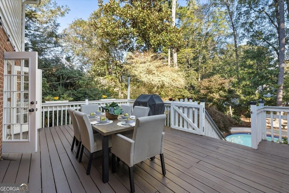 235 Landfall Road Sandy Springs - Photo 13