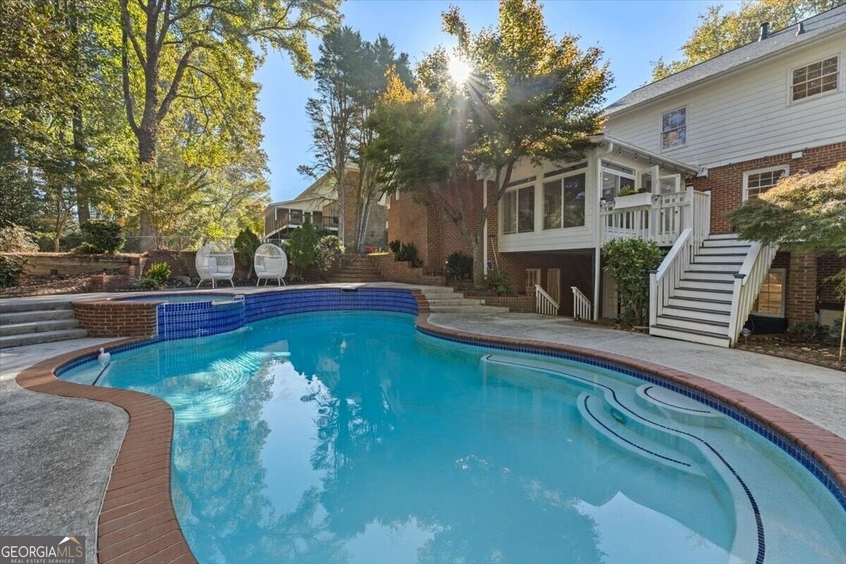 235 Landfall Road Sandy Springs - Photo 14