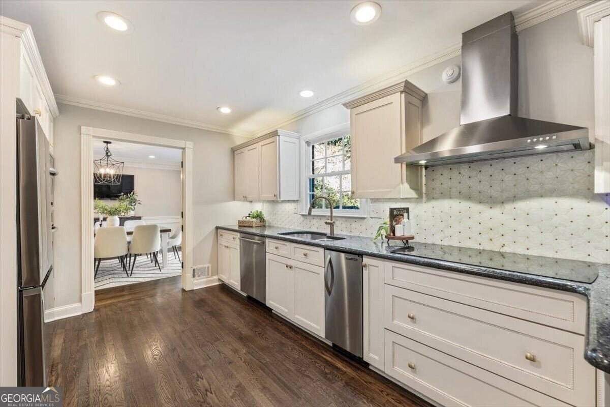 235 Landfall Road Sandy Springs - Photo 15