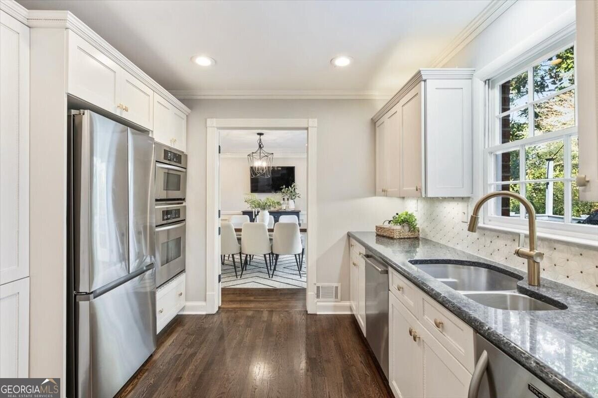 235 Landfall Road Sandy Springs - Photo 16