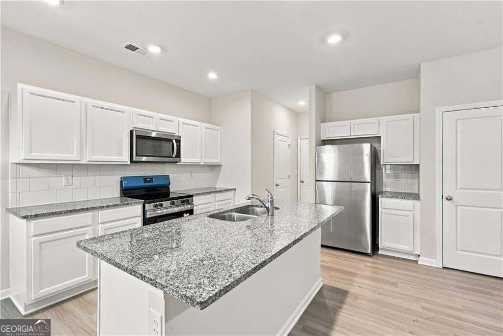 1491 Ben Park Way Grayson - Photo 10